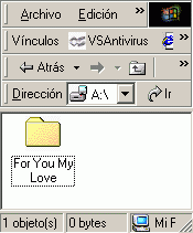 Se oculta mostrando un icono similar al de las carpetas de Windows, aunque en realidad es un ejecutable