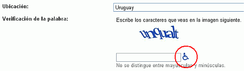 Un pequeño gráfico de una persona en silla de ruedas junto al campo de texto para que el usuario ingrese los datos de confirmación correspondientes